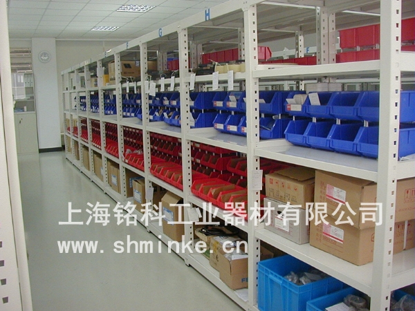 中型层板式货架