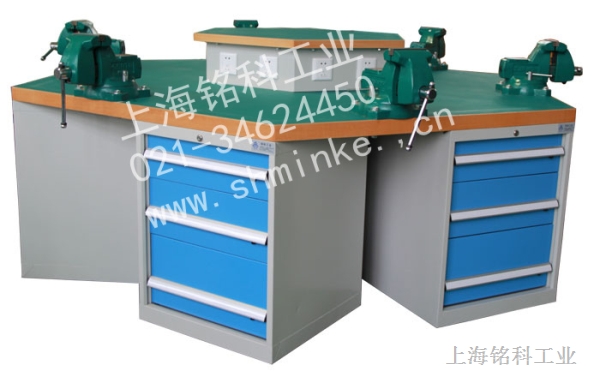 六角钳工桌